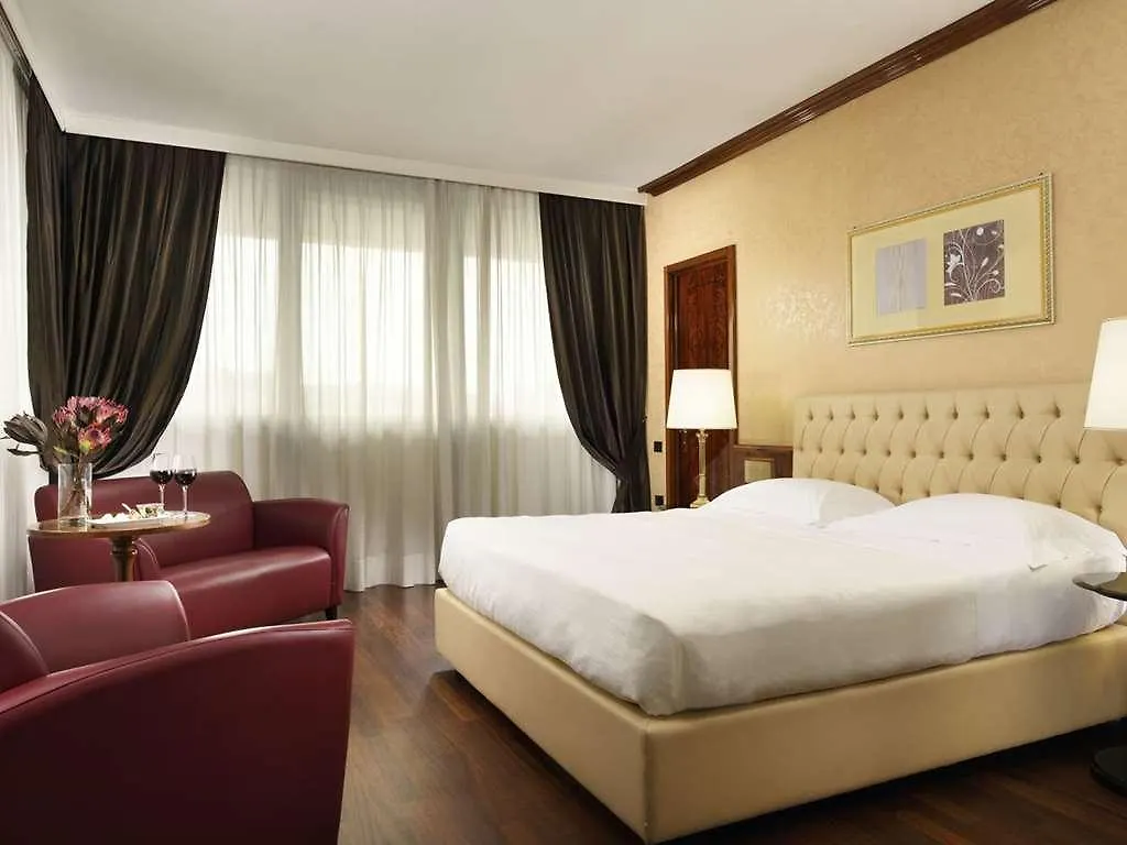 Una Hotels Scandinavia Milano Italy