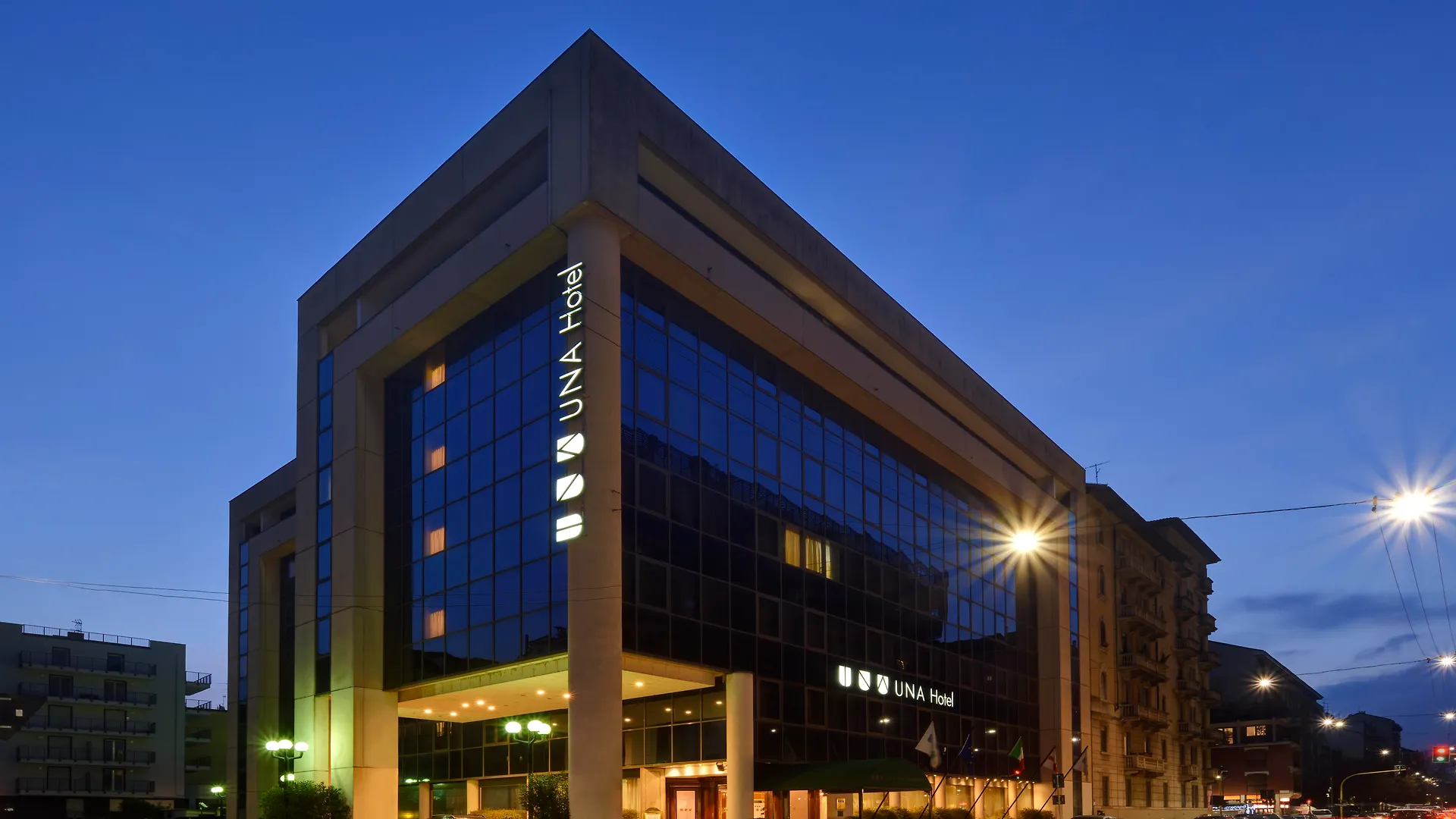 Una Hotels Scandinavia Milano location