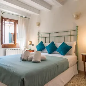 https://san-marco-1692-in-the-heart-of-venice.hotelinveneto.com