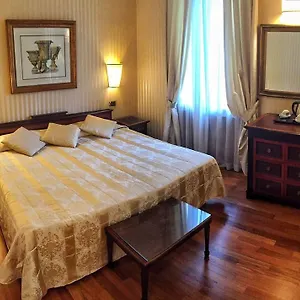 *** ホテル セシル イタリア